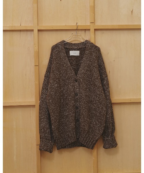 TODAYFUL(トゥデイフル)の「Boyfriend Knit Cardigan(カーディガン/ボレロ・レディース・ブラック/ブラウン・FREE)」の20枚目の写真