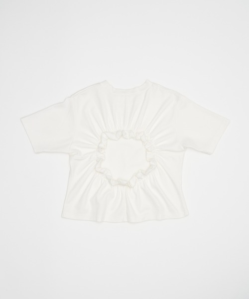 SOEMIN(ソミン)の「Cut-Out Ruched Top/バックオープン半袖Tシャツ(Tシャツ/カットソー・レディース・ホワイト/ブラック・FREE)」の13枚目の写真