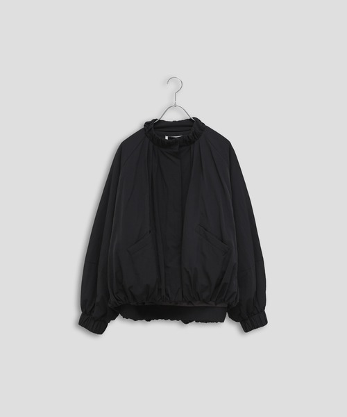 Kelen(ケレン)の「「KELEN / ケレン」ナイロンギャザー中綿入りブルゾン(その他アウター・レディース・ネイビー/オフホワイト/ブラック・S/M)」の1枚目の写真