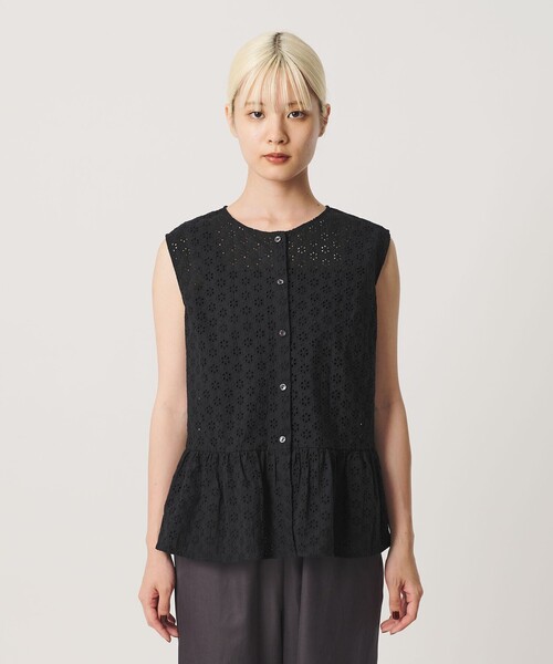 BEAUTY&YOUTH UNITED ARROWS(ビューティーアンドユースユナイテッドアローズ)の「エンブロイダリー ペプラム ノースリーブ チュニック ウォッシャブル(シャツ/ブラウス・レディース・オフホワイト/ブラック/シャーベット・FREE)」の13枚目の写真