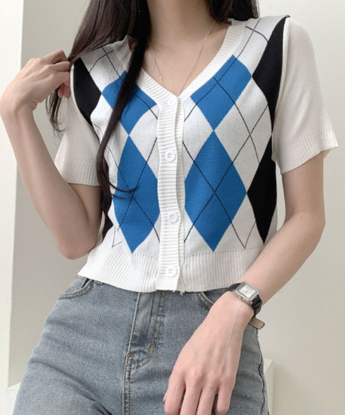 VIVID LADY(ビビッドレディー)の「アーガイル柄 ショート 半袖 ニットカーディガン(ニット/セーター・レディース・パープル/ホワイト・FREE)」の6枚目の写真