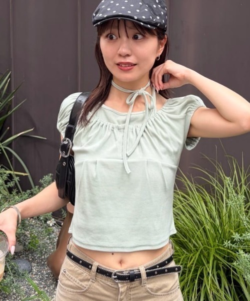 Kastane(カスタネ)の「【2WAY/二の腕カバー】ホルターコンパクトtee(Tシャツ/カットソー・レディース・グレー/アイボリー/ミント/ブラウン・FREE)」の4枚目の写真