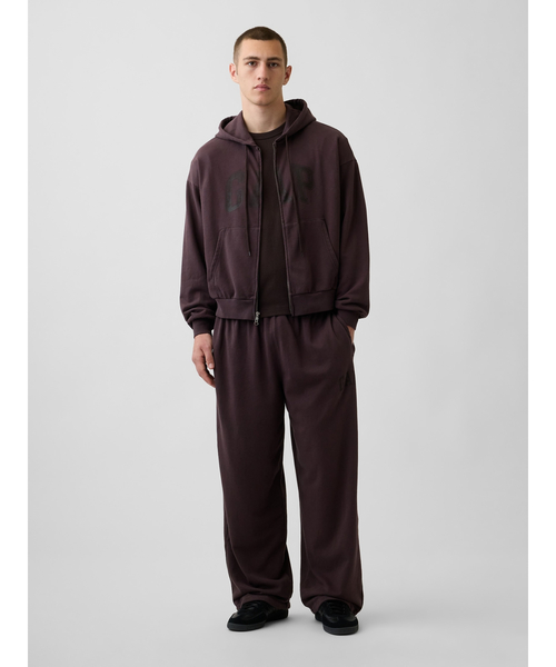 GAP(ギャップ)の「VintageSoft Oversized Gap Logo Zip Hoodie(スウェット・メンズ・ブラック/ブラウン/ネイビー/ワイン・M/L/S/XS/XL)」の11枚目の写真