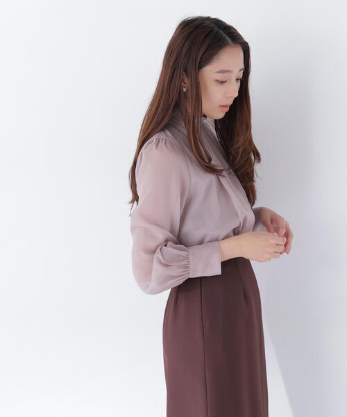 NATURAL BEAUTY BASIC（ナチュラルビューティーベーシック）の「ハイネックボリュームシアーブラウス（シャツ/ブラウス・レディース・オフホワイト/ライトグリーン/ブラウン・MEDIUM/SMALL）」の16枚目の写真