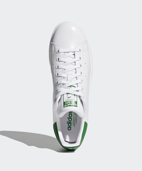 adidas（アディダス）の「スタンスミス [STAN SMITH]  アディダスオリジナルス / アディダスオリジナルス adidas Originals（スニーカー・メンズ・ホワイト×ホワイト・22.5cm/23.5cm/24.5cm/25.5cm/26.5cm/27.5cm/28.5cm/29.5cm/30.0cm/23.0cm/24.0cm/25.0cm/26.0cm/27.0cm/28.0cm/29.0cm/22.0cm/30.5cm）」の2枚目の写真