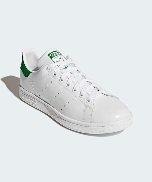 adidas（アディダス）の「スタンスミス [STAN SMITH]  アディダスオリジナルス / アディダスオリジナルス adidas Originals（スニーカー・メンズ・ホワイト×ホワイト・22.5cm/23.5cm/24.5cm/25.5cm/26.5cm/27.5cm/28.5cm/29.5cm/30.0cm/23.0cm/24.0cm/25.0cm/26.0cm/27.0cm/28.0cm/29.0cm/22.0cm/30.5cm）」の4枚目の写真