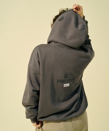 Marmot（マーモット）の「[Marmot/マーモット] 別注 コレクションロゴ バックプリントスウェットパーカー（パーカー）」