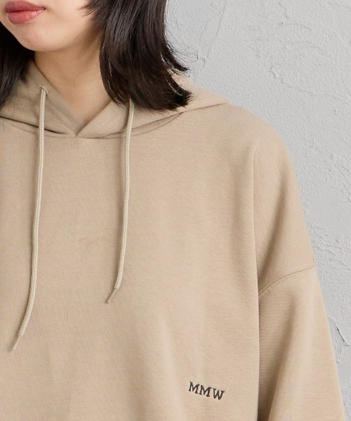 MARMOT（マーモット）の「[Marmot/マーモット] 別注 コレクションロゴ バックプリントスウェットパーカー（パーカー・レディース・ベージュ/ブラック/チャコール・S/M/L/XL）」の6枚目の写真