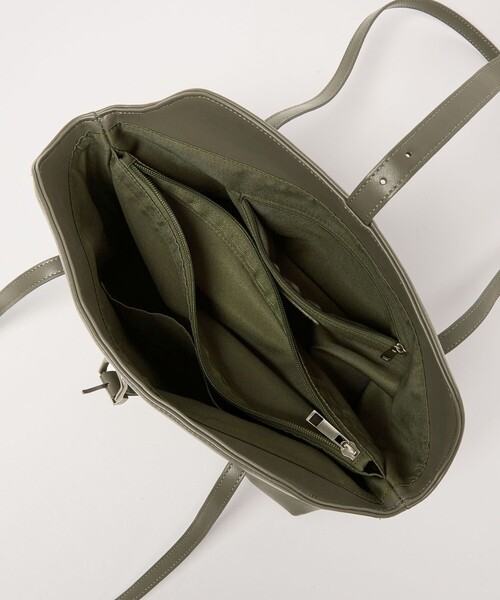 BEAUTY&YOUTH UNITED ARROWS(ビューティーアンドユースユナイテッドアローズ)の「ベルト フラップ トートバッグ(トートバッグ・レディース・ブラック/オリーブ・FREE)」の21枚目の写真