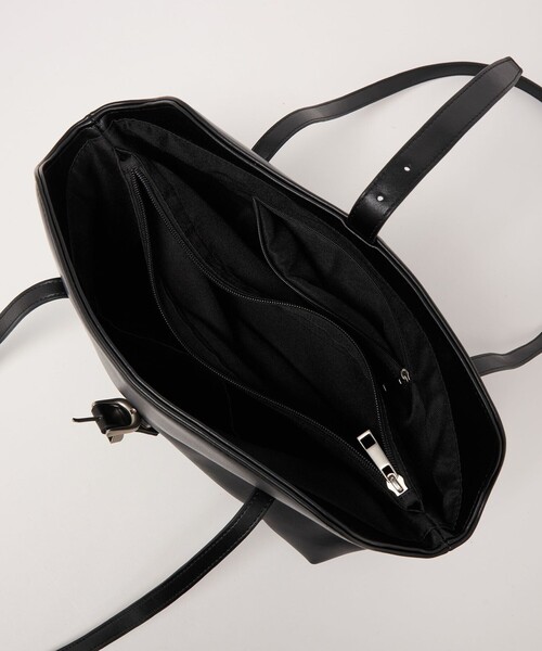 BEAUTY&YOUTH UNITED ARROWS(ビューティーアンドユースユナイテッドアローズ)の「ベルト フラップ トートバッグ(トートバッグ・レディース・ブラック/オリーブ・FREE)」の8枚目の写真