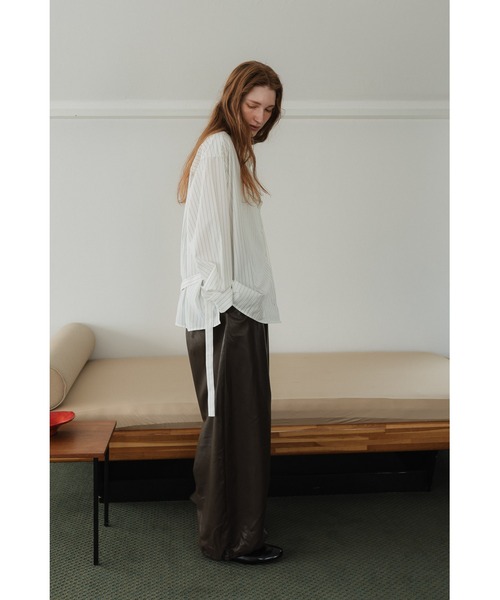 tento(テント)の「Oversized Belted Striped Shirt(シャツ/ブラウス・レディース・ブルー/ホワイト・FREE)」の13枚目の写真