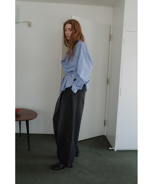tento(テント)の「Oversized Belted Striped Shirt(シャツ/ブラウス・レディース・ブルー/ホワイト・FREE)」の17枚目の写真