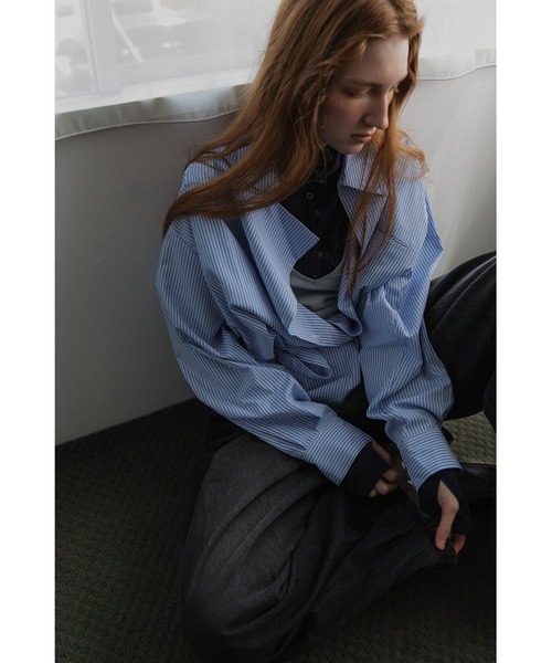 tento(テント)の「Oversized Belted Striped Shirt(シャツ/ブラウス・レディース・ブルー/ホワイト・FREE)」の11枚目の写真