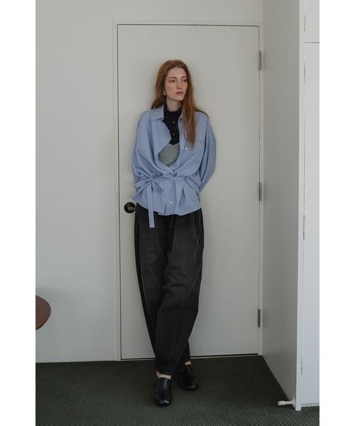 tento(テント)の「Oversized Belted Striped Shirt(シャツ/ブラウス・レディース・ブルー/ホワイト・FREE)」の18枚目の写真