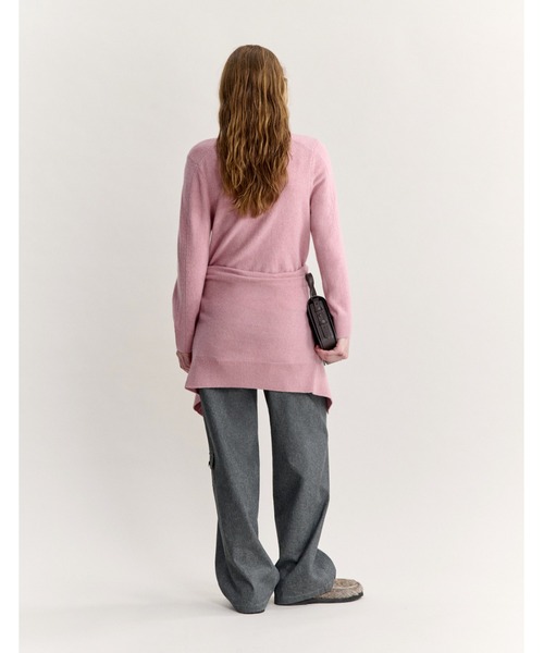 Maison Kitsune(メゾンキツネ)の「FOX HEAD LAMBSWOOL COMFORT JUMPER(ニット/セーター・レディース・ブラウン・XL/L/M/S/XS)」の6枚目の写真
