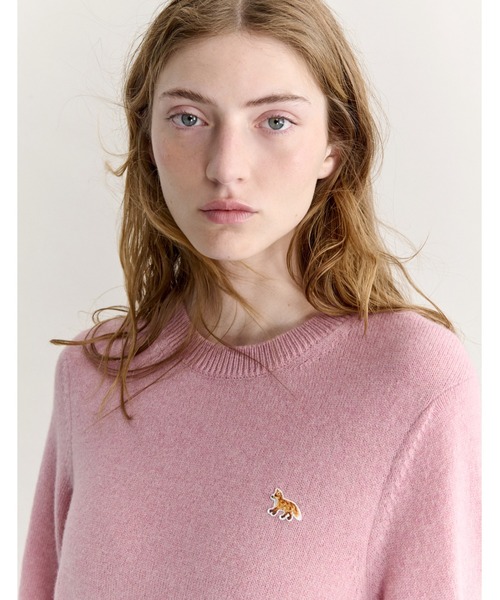Maison Kitsune(メゾンキツネ)の「FOX HEAD LAMBSWOOL COMFORT JUMPER(ニット/セーター・レディース・ブラウン・XL/L/M/S/XS)」の8枚目の写真