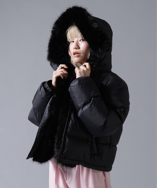 BEAVER（ビーバー）の「B omnivore/ビーオムニボー NYLON FUR HOOD BLOUSON（ブルゾン・レディース・ブラック/ブラウン/オフホワイト・FREE）」の2枚目の写真