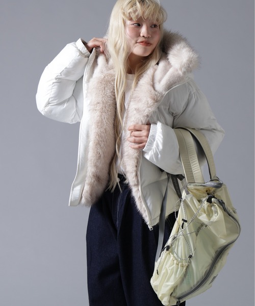 BEAVER（ビーバー）の「B omnivore/ビーオムニボー NYLON FUR HOOD BLOUSON（ブルゾン・レディース・ブラック/ブラウン/オフホワイト・FREE）」の15枚目の写真