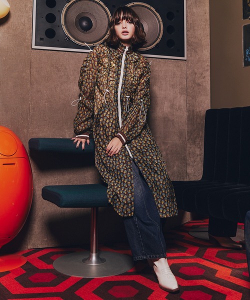 anna sui nyc(アナ スイ エヌ ワイ シー)の「MARY ドレスブルゾン(ブルゾン・レディース・ブラウン/ブラック・FREE)」の16枚目の写真