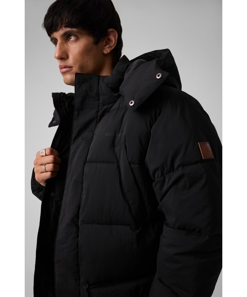 GUESS JEANS(ゲスジーンズ)の「GUESS JEANS Puffer Coat ジャケット 中綿ジャケット(ダウンジャケット/コート・メンズ・ブラック・SMALL/X-LARGE/LARGE/MEDIUM)」の3枚目の写真