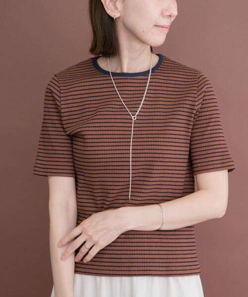 ITEMS URBANRESEARCH(アイテムズ アーバンリサーチ)の「ハンソデボーダーTシャツ(Tシャツ/カットソー・レディース・オフホワイト/ブラウン/ブラック・FREE)」の3枚目の写真
