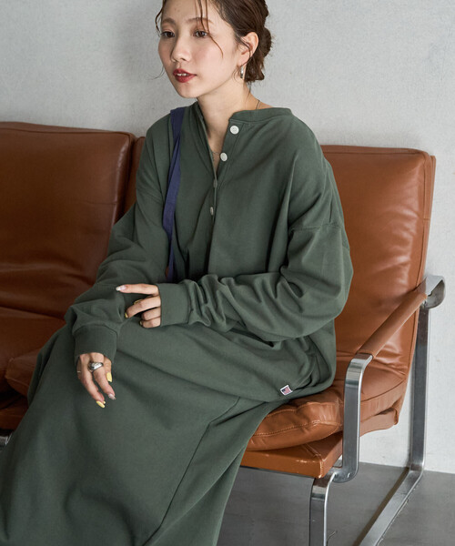 FREAK'S STORE(フリークスストア)の「限定展開 USAコットン ヘンリーネック ロングスリーブ ワンピース(ワンピース・レディース・ネイビー/ブラック/ダークブラウン/ナチュラル/ワイン/オリーブ・MEDIUM/SMALL)」の4枚目の写真