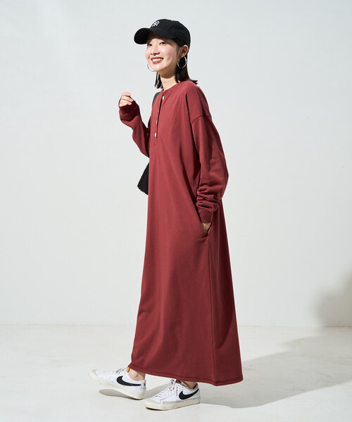 FREAK'S STORE(フリークスストア)の「限定展開 USAコットン ヘンリーネック ロングスリーブ ワンピース(ワンピース・レディース・ネイビー/ブラック/ダークブラウン/ナチュラル/ワイン/オリーブ・MEDIUM/SMALL)」の15枚目の写真