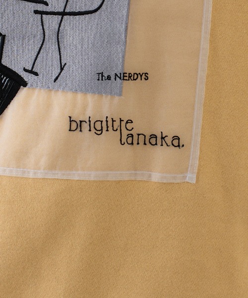 COLLAGE GALLARDAGALANTE(コラージュガリャルダガランテ)の「BRIGITTETANAKA×The NERDYS/コラボスウェット(スウェット・レディース・ネイビー/イエロー・L/S)」の10枚目の写真