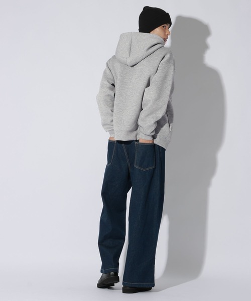 LAKOLE(ラコレ)の「AIRダンボールZIPパーカー / 1071375(パーカー・メンズ・グレー/ブラック/セージグリーン/オレンジ・LARGE/MEDIUM)」の6枚目の写真