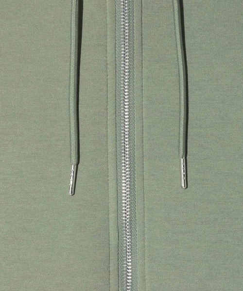 LAKOLE(ラコレ)の「AIRダンボールZIPパーカー / 1071375(パーカー・メンズ・グレー/ブラック/セージグリーン/オレンジ・LARGE/MEDIUM)」の15枚目の写真