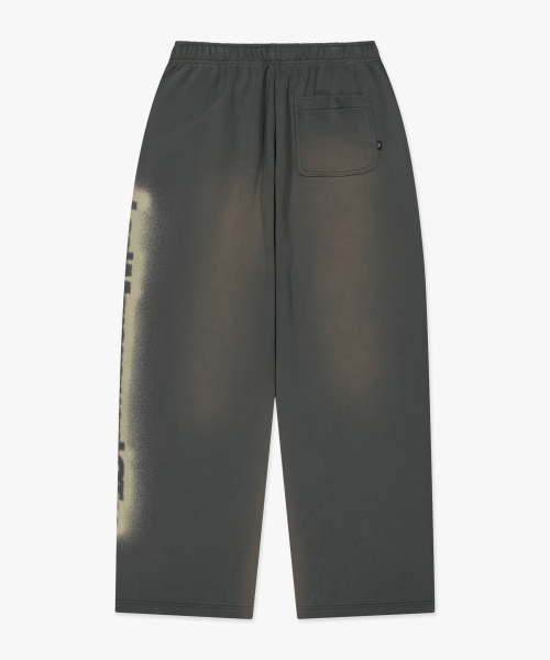 LMCの「SUNFADE BLUR LOGO SWEAT PANTS charcoal(スウェットパンツ・レディース・その他・SMALL/MEDIUM/LARGE)」の5枚目の写真