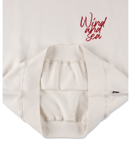 WIND AND SEA（ウィンダンシー）の「【ZOZO限定カラー】Heart logo sweatshirt（スウェット・レディース・ホワイト・MEDIUM/SMALL/X-LARGE/LARGE）」の5枚目の写真