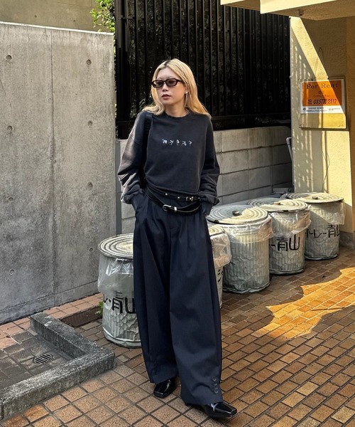 Ameri(アメリ)の「UND PINSTRIPE BARREL SILHOUETTE PANTS(その他パンツ・レディース・ネイビー/ブラウン/ベージュ・X-SMALL/SMALL/MEDIUM)」の10枚目の写真
