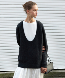 Low U-Neck Wool Knit - Charcoal