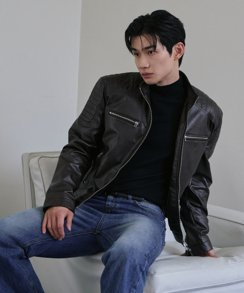 LAURANTSEOUL(ローランソウル)の「パッチ付きクロップドレザーライダースジャケット(ブラウン)(ライダースジャケット・レディース・ブラウン・MEDIUM/LARGE)」の2枚目の写真