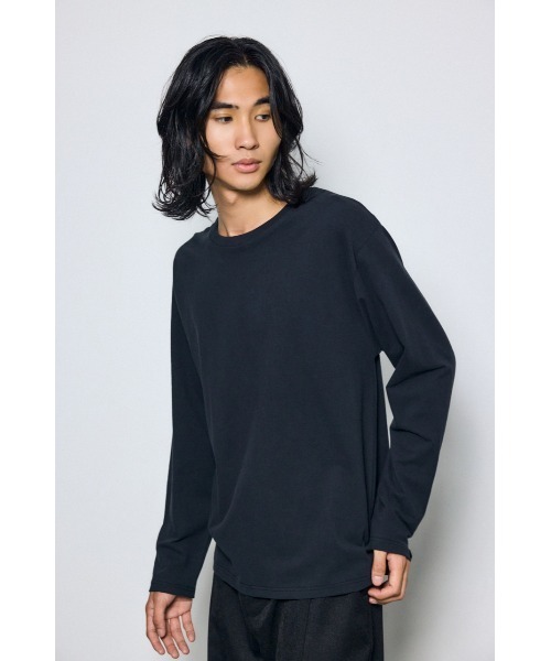 AZUL by moussy(アズールバイマウジー)の「スムースタッチ長袖トップス 秋服 冬服 春服 無地 ロンT(Tシャツ/カットソー・メンズ・チャコールグレー/ホワイト/ブラック・SMALL/LARGE/MEDIUM)」の15枚目の写真
