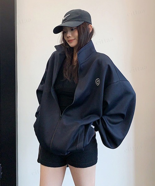 Dalfwin(ダールフィン)の「OISISハイネックバックラインジップアップトラックジャケット(その他アウター・レディース・ネイビー・FREE)」の9枚目の写真