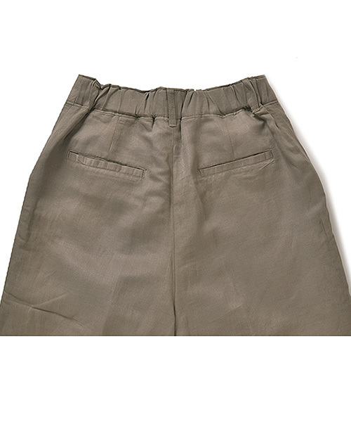 IEDIT（イディット）の「ＩＥＤＩＴレーベルコレクション　麻混素材が涼しげな　大人ミッドカーフ丈パンツ　　　　　（その他パンツ・レディース・カーキ/ベージュ/ネイビー・2/3/8/7/1/10/6/9/5/4）」の6枚目の写真