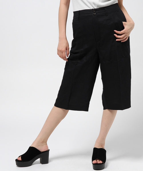 IEDIT（イディット）の「ＩＥＤＩＴレーベルコレクション　麻混素材が涼しげな　大人ミッドカーフ丈パンツ　　　　　（その他パンツ・レディース・カーキ/ベージュ/ネイビー・2/3/8/7/1/10/6/9/5/4）」の11枚目の写真