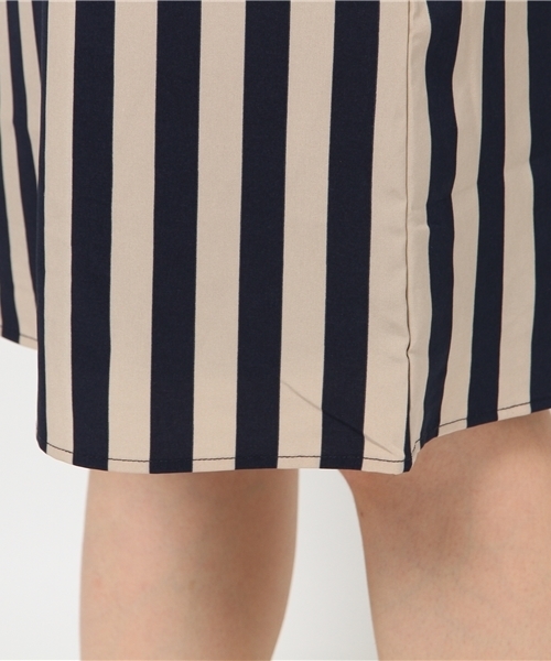 SLY（スライ）の「WストラップキャミOP（ワンピース・レディース・ベージュ/オレンジ系その他/ネイビー系/ブラック・1/2）」の11枚目の写真