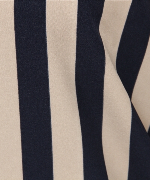 SLY（スライ）の「WストラップキャミOP（ワンピース・レディース・ベージュ/オレンジ系その他/ネイビー系/ブラック・1/2）」の12枚目の写真