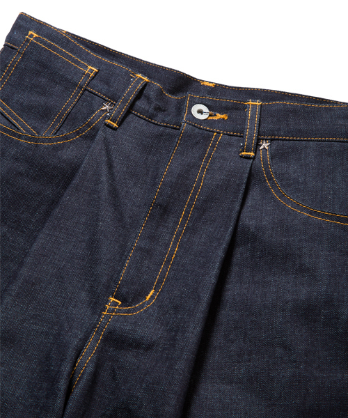 rehacer（レアセル）の「Star Tuck Wide Denim Pants- Raw denim