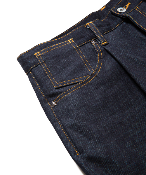 rehacer（レアセル）の「Star Tuck Wide Denim Pants- Raw denim