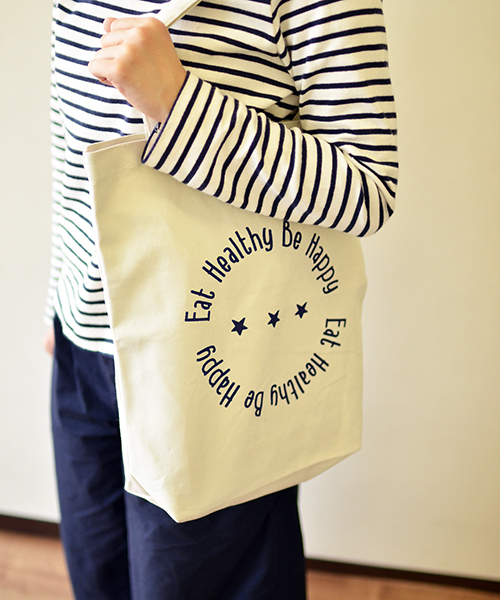 entre square(アントレスクエアー)の「Eat Healthy Be Happy トートバッグS ベージュ(トートバッグ・レディース・ベージュ・ONE SIZE)」の2枚目の写真