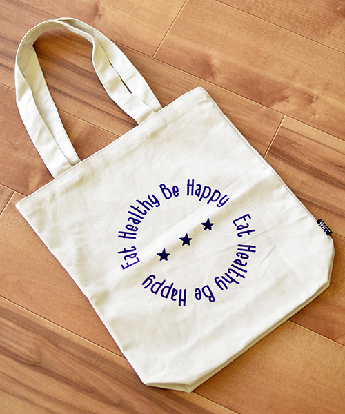 entre square(アントレスクエアー)の「Eat Healthy Be Happy トートバッグS ベージュ(トートバッグ・レディース・ベージュ・ONE SIZE)」の5枚目の写真