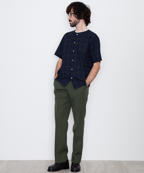 UNITED TOKYO（ユナイテッドトウキョウ）の「ノーカラーシャツ２（シャツ/ブラウス・メンズ・ブラウン/ネイビー/ブルー/グリーン/オフホワイト・1/3/2）」の15枚目の写真