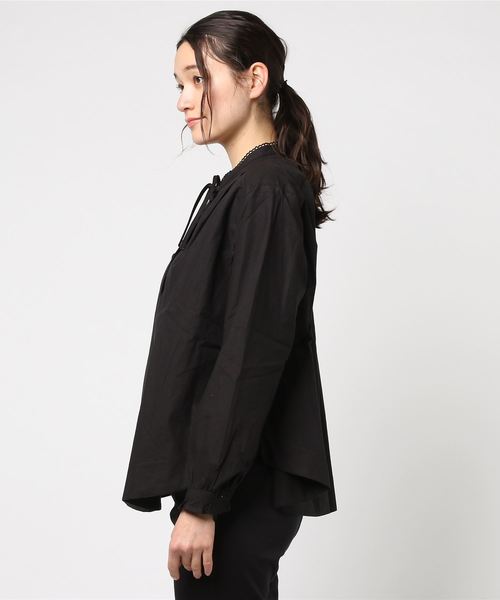 MERLOT（メルロー）の「襟リボンミニボタンブラウス6512（シャツ/ブラウス・レディース・ホワイト/ブルー/ブラック・FREE）」の9枚目の写真