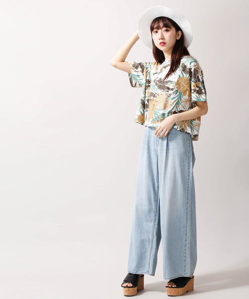 WEGO（ウィゴー）の「WEGO/ボタニカルロゴプリントTシャツ（Tシャツ/カットソー・レディース・ホワイト/ピンク/イエロー/サックスブルー・FREE）」の16枚目の写真
