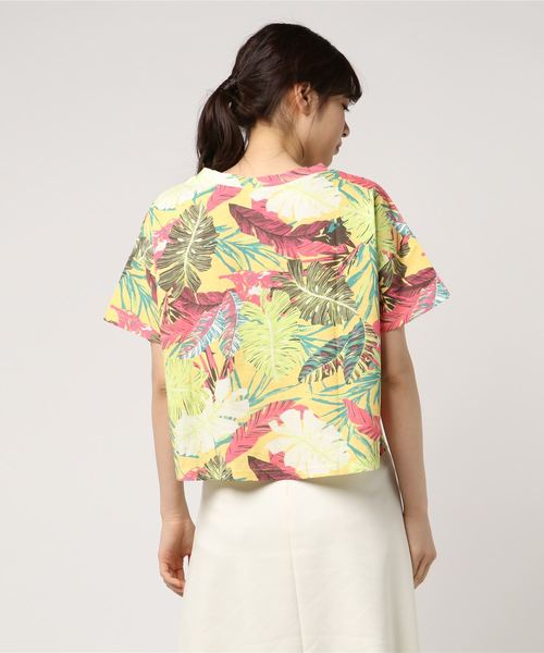 WEGO（ウィゴー）の「WEGO/ボタニカルロゴプリントTシャツ（Tシャツ/カットソー・レディース・ホワイト/ピンク/イエロー/サックスブルー・FREE）」の6枚目の写真