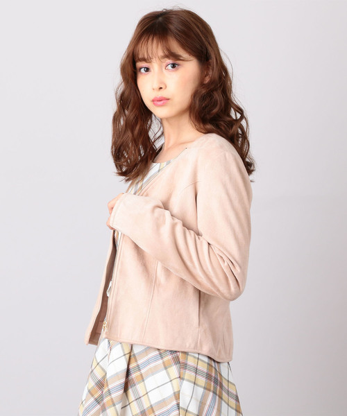 MIIA（ミーア）の「ハートカラージャケット（ノーカラージャケット・レディース・ブラック/ベージュ/ピンク/ボルドー・M/L）」の4枚目の写真